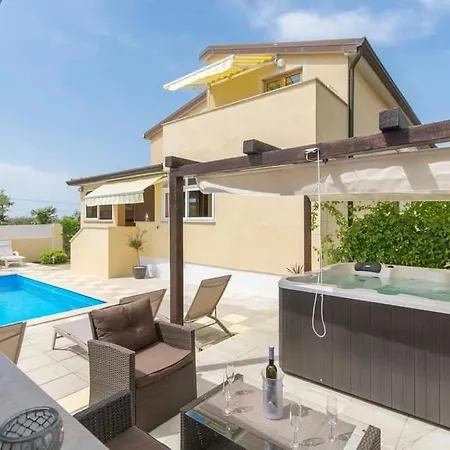 Gimy Villa&app 2 Porec Nova Vas
